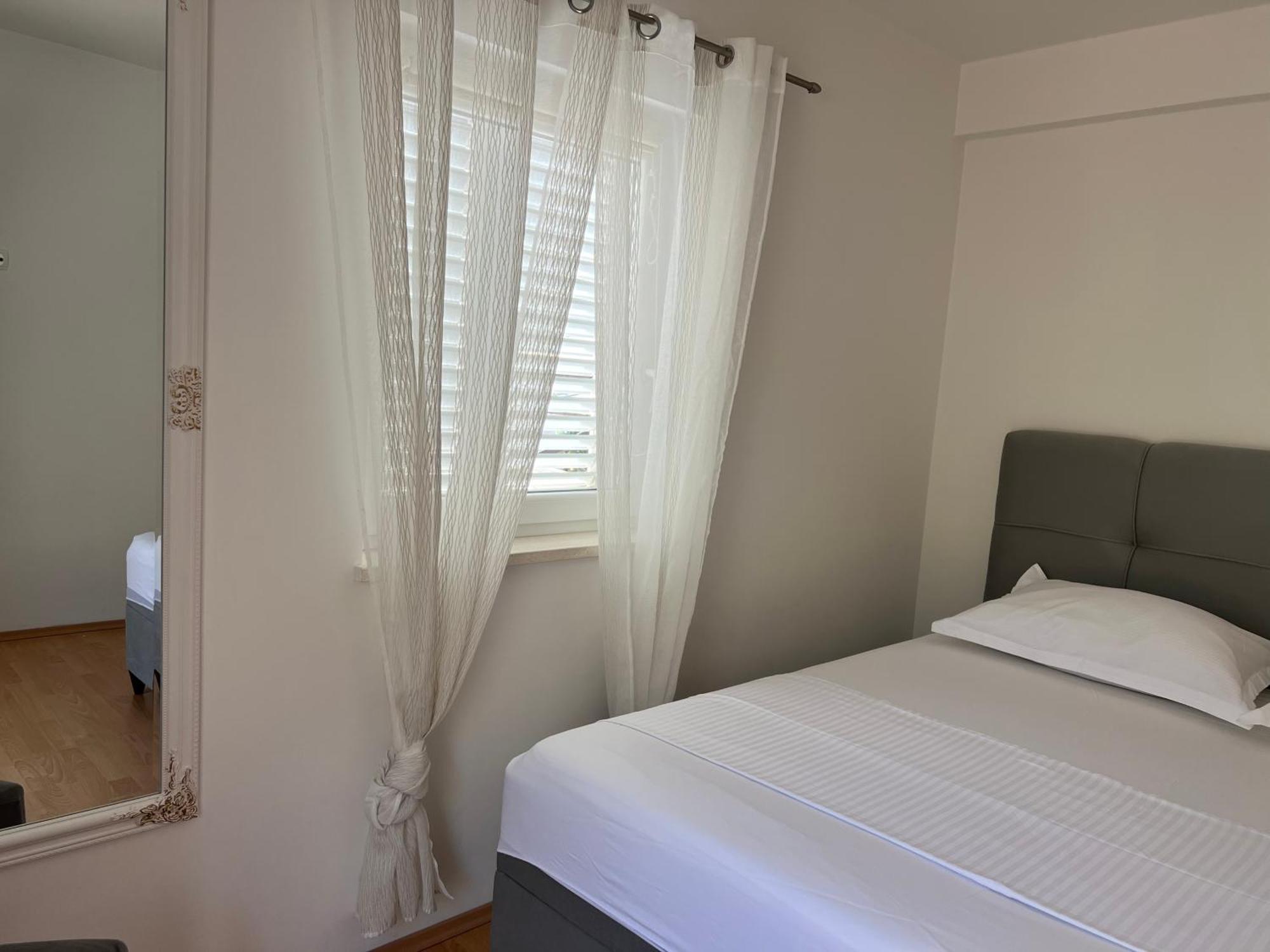 Ana Exclusive Apartments Jelsa  Exterior photo