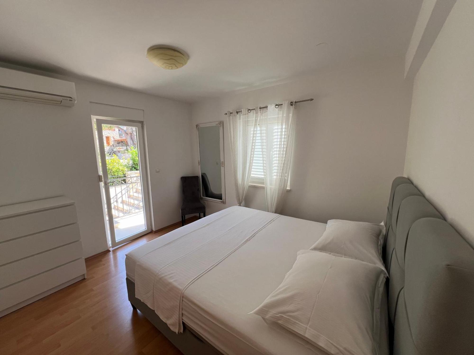 Ana Exclusive Apartments Jelsa  Exterior photo